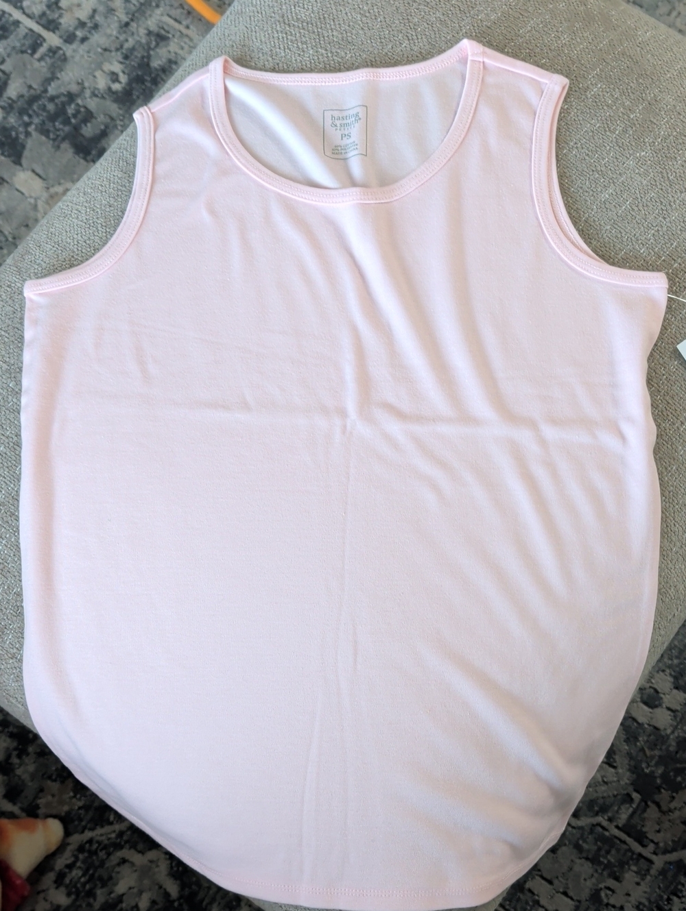 Hasting & Smith Light Pink Scoop Neck Tank Top